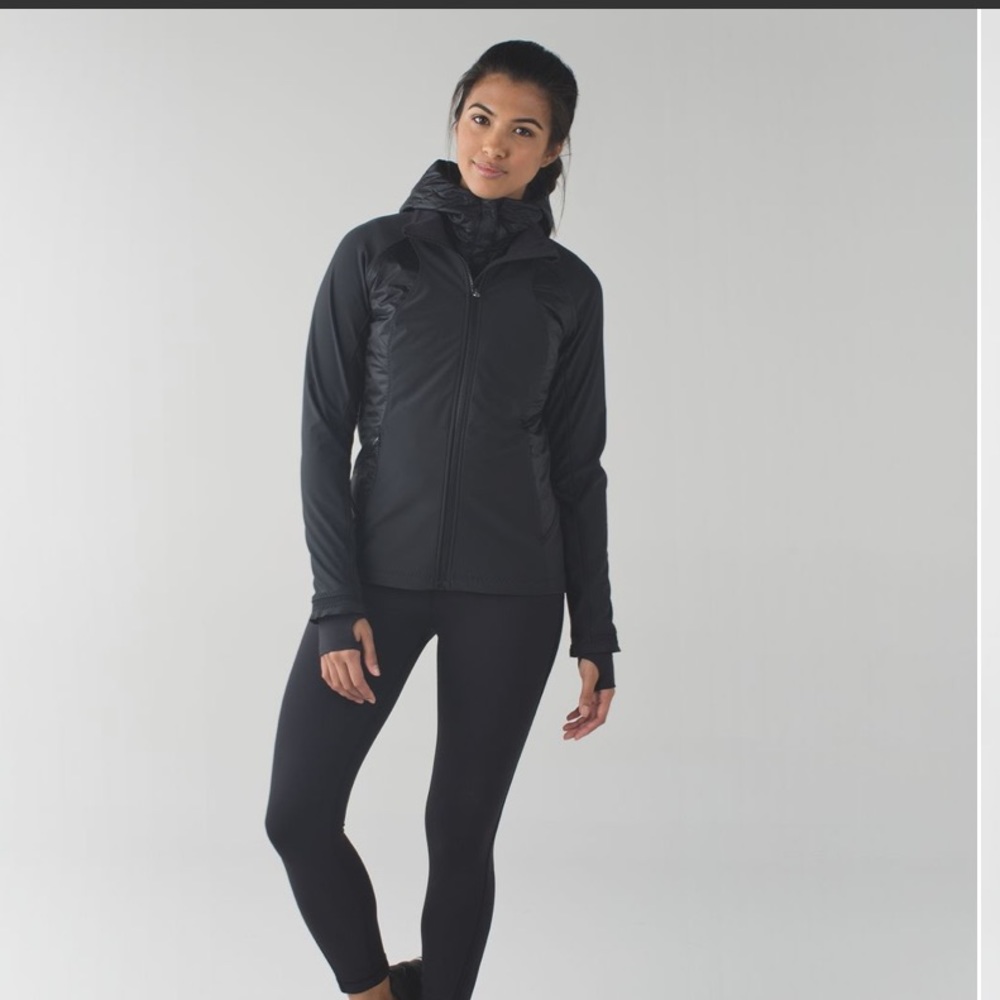 Lululemon Wind Runner Softshell Size 8